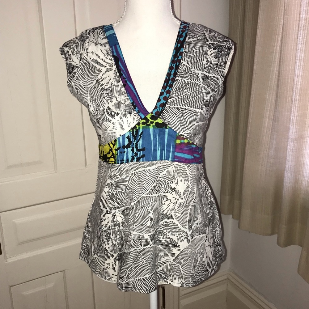 Empire waist cap sleeve top
